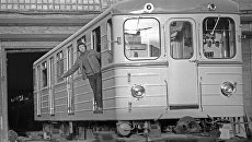 Метровагон, выпущенный для пражского метрополитена Мытищинским машиностроительным заводом (сейчас акционерное общество Метровагонмаш). Метровагон, выпущенный для пражского метрополитена Мытищинским машиностроительным заводом (сейчас акционерное общество Метровагонмаш).