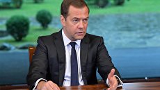Дмитрий Медведев во время встречи с ректорами российских высших учебных заведений. 4 июля 2018 Дмитрий Медведев во время встречи с ректорами российских высших учебных заведений. 4 июля 2018