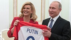 Владимир Путин и президент Хорватии Колинда Грабар-Китарович во время встречи. 15 июля 2018 Владимир Путин и президент Хорватии Колинда Грабар-Китарович во время встречи. 15 июля 2018