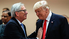 Председатель Европейской комиссии Жан-Клод Юнкер и президент США Дональд Трамп. Архивное фото Председатель Европейской комиссии Жан-Клод Юнкер и президент США Дональд Трамп. Архивное фото