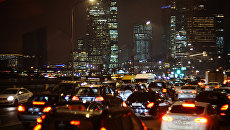 Автомобильное движение в Москве. Архивное фото Автомобильное движение в Москве. Архивное фото