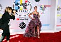 Холзи на церемонии награждения American Music Awards в Лос-Анджелесе Холзи на церемонии награждения American Music Awards в Лос-Анджелесе