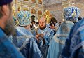 Священнослужители во время освящения Минского храма-памятника во имя Всех святых и в память о жертвах, спасению Отечества нашего послуживших (Всехсвятской церкви) Священнослужители во время освящения Минского храма-памятника во имя Всех святых и в память о жертвах, спасению Отечества нашего послуживших (Всехсвятской церкви)