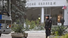 Здание Политехнического колледжа в Керчи после нападения Здание Политехнического колледжа в Керчи после нападения
