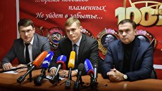 Избранный глава Хакасии Валентин Коновалов на пресс-конференции, посвященной итогам второго тура выборов главы Хакасии Избранный глава Хакасии Валентин Коновалов на пресс-конференции, посвященной итогам второго тура выборов главы Хакасии