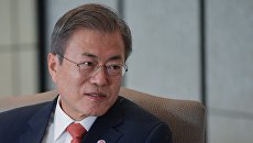 Президент Республики Корея Мун Чжэ Ин во время встречи с президентом РФ Владимиром Путиным в Сингапуре. 14 ноября 2018 Президент Республики Корея Мун Чжэ Ин во время встречи с президентом РФ Владимиром Путиным в Сингапуре. 14 ноября 2018