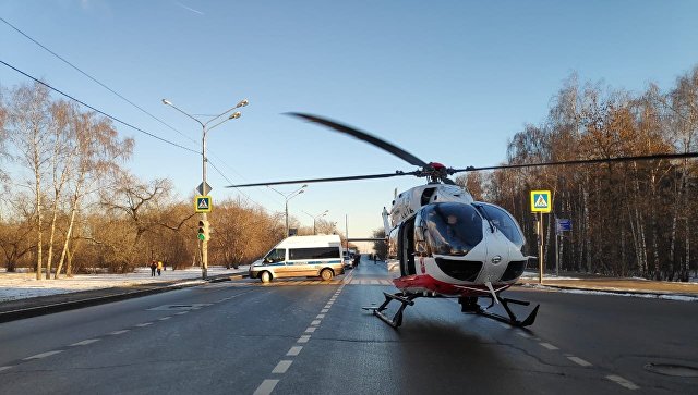 В Москве вертолет эвакуировал женщину с места ДТП 