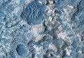 Снимок поверхности Марса, полученный камерой HiRISE Снимок поверхности Марса, полученный камерой HiRISE