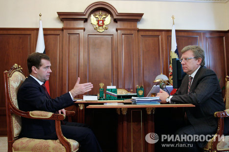 Встреча президента РФ Дмитрия Медведева с министром финансов РФ Алексеем Кудриным Встреча президента РФ Дмитрия Медведева с министром финансов РФ Алексеем Кудриным