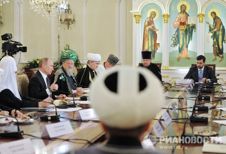 Встреча В.Путина с представителями всех традиционных конфессий страны Встреча В.Путина с представителями всех традиционных конфессий страны
