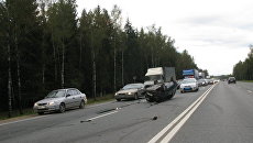 Авария привела к огромной пробке на Киевском шоссе под Москвой Авария привела к огромной пробке на Киевском шоссе под Москвой
