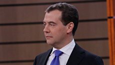 Интервью Д.Медведева журналистам пяти телеканалов в прямом эфире Интервью Д.Медведева журналистам пяти телеканалов в прямом эфире