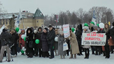 Пионерские галстуки, папахи и другие атрибуты митингов в регионах Пионерские галстуки, папахи и другие атрибуты митингов в регионах