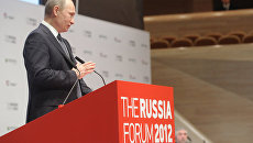 Владимир Путин на инвестиционном форуме Россия 2012 в Москве Владимир Путин на инвестиционном форуме Россия 2012 в Москве