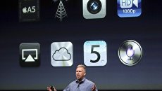Фил Шиллер, вице-президент компании Apple по маркетингу, рассказывает о новых свойствах iPhone4S Фил Шиллер, вице-президент компании Apple по маркетингу, рассказывает о новых свойствах iPhone4S