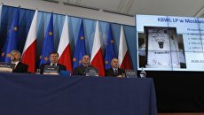 Комиссия по расследованию катастрофы самолета польского президента под Смоленском в Варшаве Комиссия по расследованию катастрофы самолета польского президента под Смоленском в Варшаве