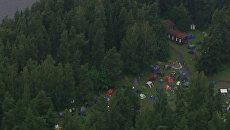 Молодежный лагерь под Осло, где неизвестный мужчина открыл стрельбу 22 июля 2011 года Молодежный лагерь под Осло, где неизвестный мужчина открыл стрельбу 22 июля 2011 года