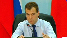 Правительство пообещало Медведеву накормить россиян мясом по нормативам Правительство пообещало Медведеву накормить россиян мясом по нормативам