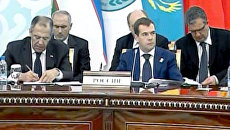 Медведев: ШОС должна принять глобальные меры по борьбе с наркотрафиком Медведев: ШОС должна принять глобальные меры по борьбе с наркотрафиком