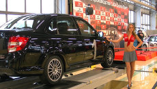 Сошедшую с конвейера первую Lada Granta Sport встречали аплодисментами Сошедшую с конвейера первую Lada Granta Sport встречали аплодисментами