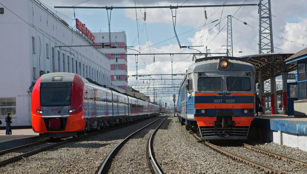 Поезд ласточка картинки