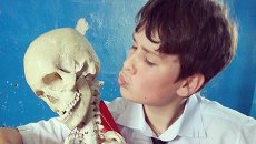На школьном выпускном На школьном выпускном