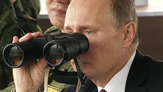 Путин проверил, как пехота и авиация обороняют побережье на учениях в ВВО Путин проверил, как пехота и авиация обороняют побережье на учениях в ВВО