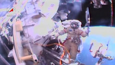 Олимпийский факел впервые в истории вынесли в открытый космос Олимпийский факел впервые в истории вынесли в открытый космос
