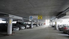 Перехватывающая парковка на площади Маркса в Новосибирске Перехватывающая парковка на площади Маркса в Новосибирске