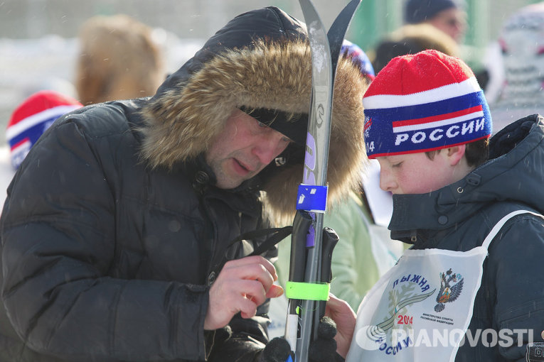 Навострили лыжи: в Томске состоялись гонки Лыжня России-2014 Навострили лыжи: в Томске состоялись гонки Лыжня России-2014